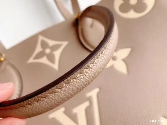 VUITTON MM ONTHEGO LOUIS 0417